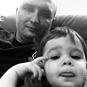 Meet your Posher, Scott